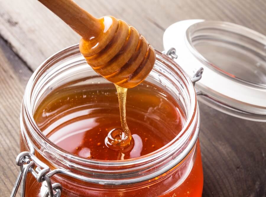 honey to use in cystic acne treatment